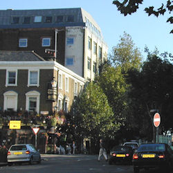 The Crown, Clerkenwell Green