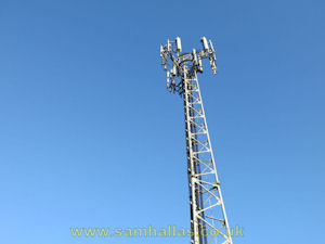 Mobile phone mast